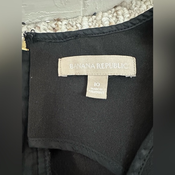 Banana Republic Black A-Line V-Neck Cocktail Dress size 10 - Picture 4 of 7